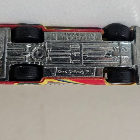Mattel Hot Wheels Skittles Deco Delivery, Diecast Vehicle - Picture 5 of 5